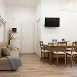 Adelis * نابولي