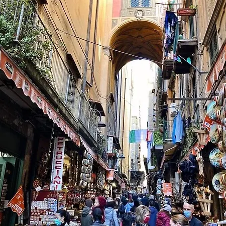 Appartement Adelis Napels